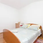 Apartments Mila Family With Pool Apartment Tribalj