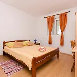 Apartments Mila Family With Pool Apartment