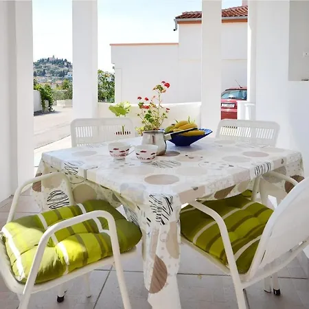 Apartments Mila Family With Pool *