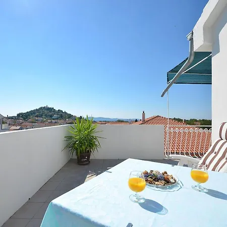 Apartment Apartments Mila Family With Pool Tribunj (Sibenik-Knin)