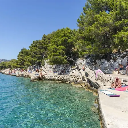 Apartments Mila Family With Pool