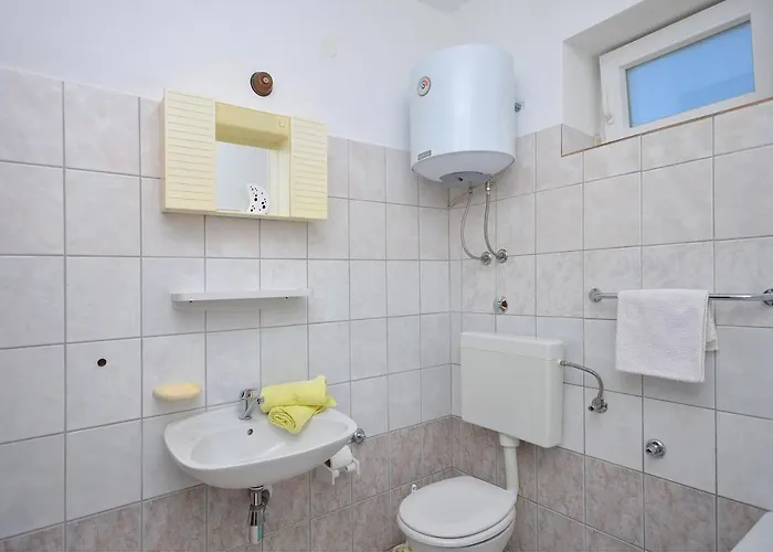 Apartments Mila Family With Pool Appartement