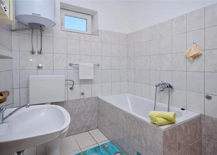 Apartments Mila Family With Pool * Tribalj