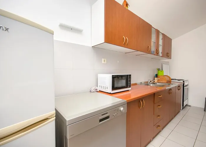 Apartments Mila Family With Pool Appartement