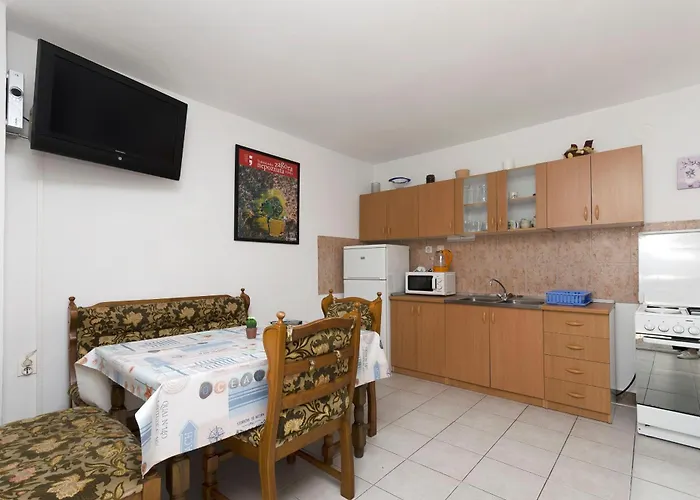 Apartments Mila Family With Pool *